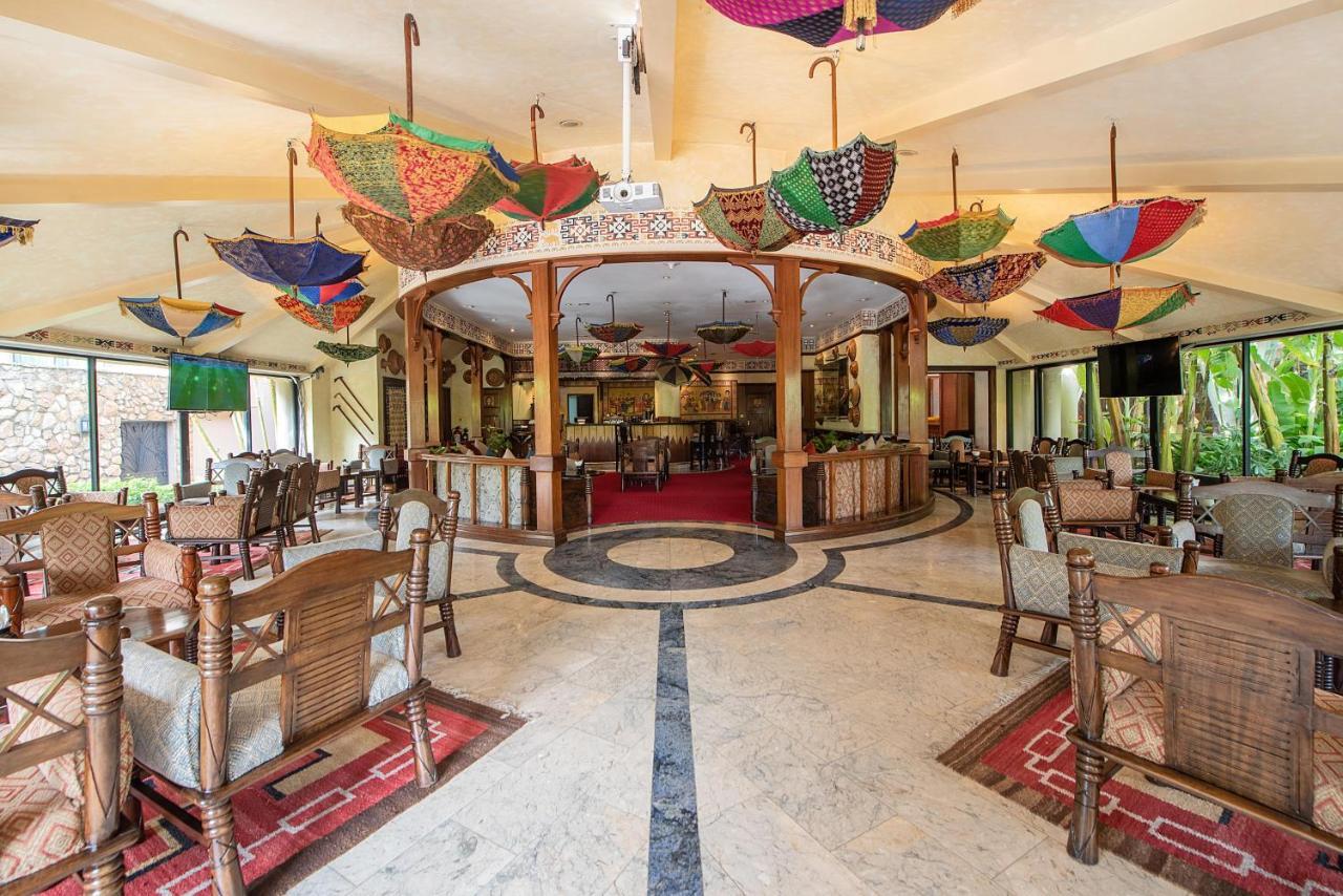 Nairobi Serena Hotel Exterior photo